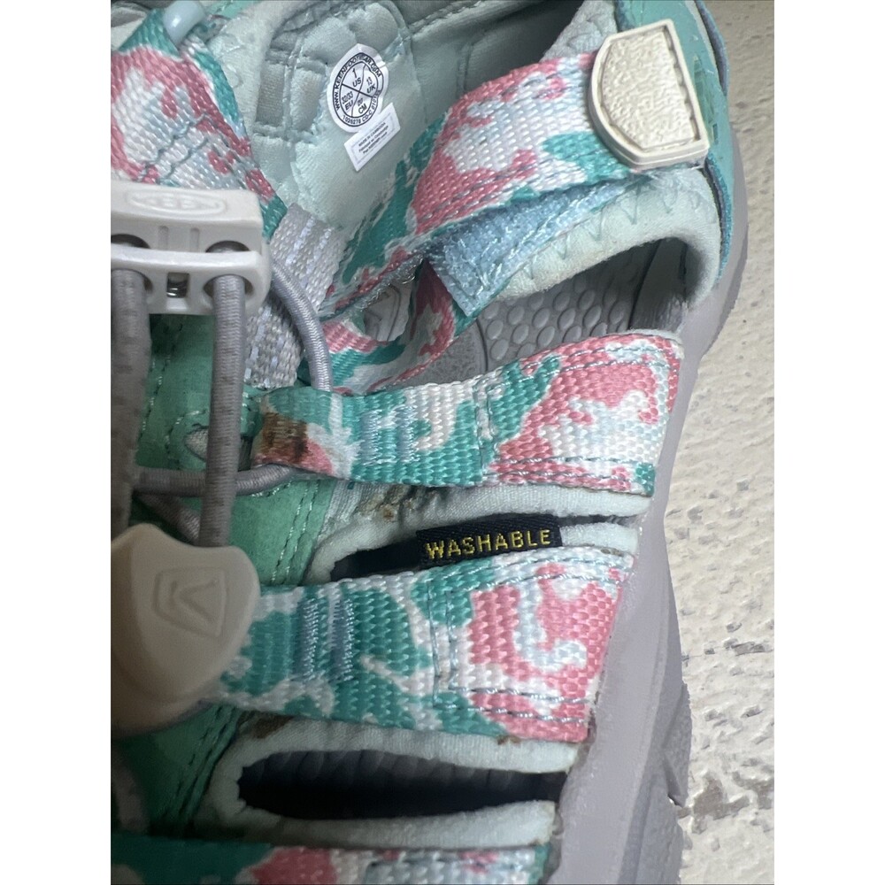 KEEN Newport H2 1026276 Camo/Pink Icing Sandal Shoes Girls Kid's Size 1 - Picture 11 of 13